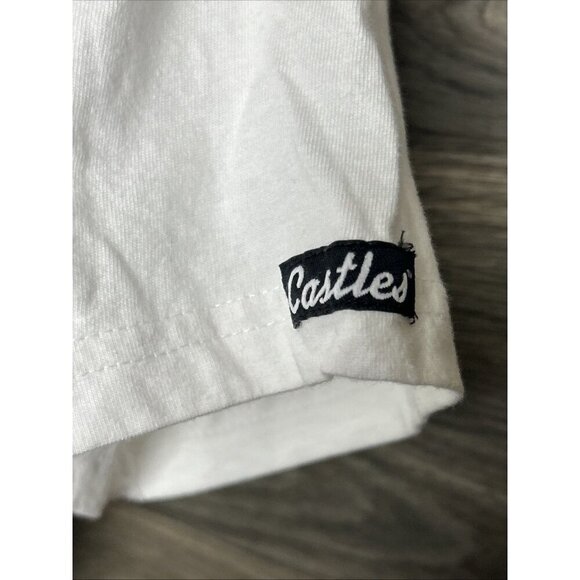 White Crooks & Castles Xs T-shirt With Roses Super Clean. 16” Across Chest - Picture 3 of 7